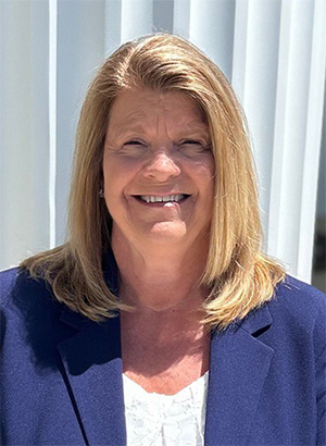 Ric Runestad_Stephanie Snide_Offical Headshot Ric Runestad_Stephanie Snide_Offical Headshot